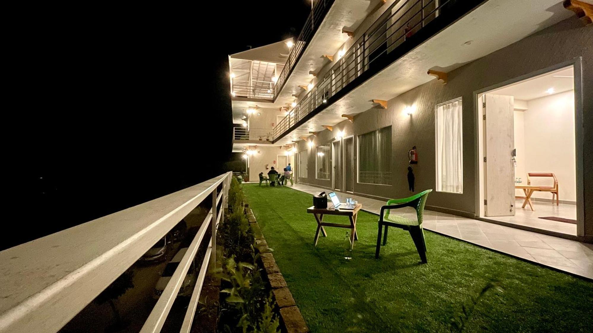 Onehouse Resort Лансдаун Экстерьер фото